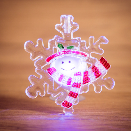 Фигура светодиодная на присоске Снежинка со снеговиком, RGB